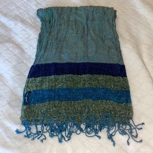 Women’s scarf